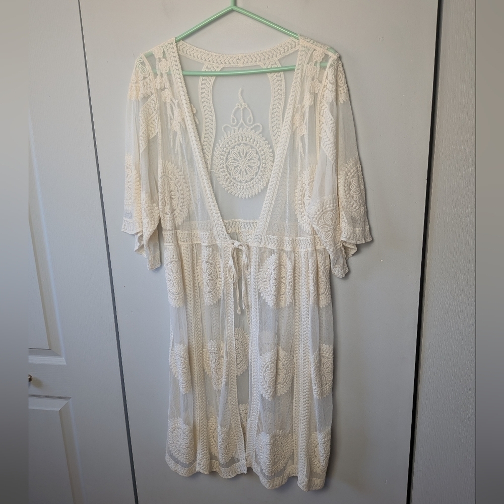 BOHO See Through Robe Cream Color Fairy No Size Tag No Fabric Size S-M-L